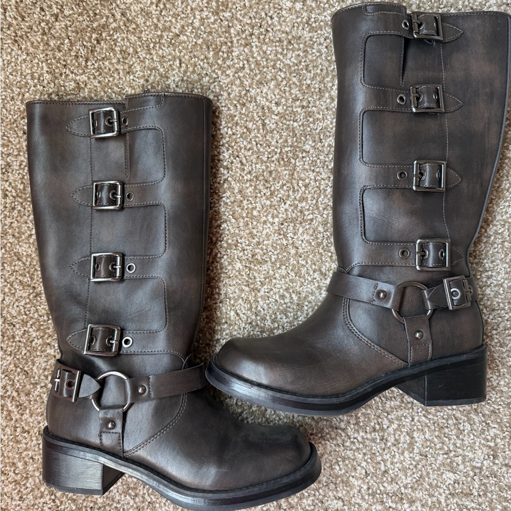 Women’s Wild Fable Boots 6.5